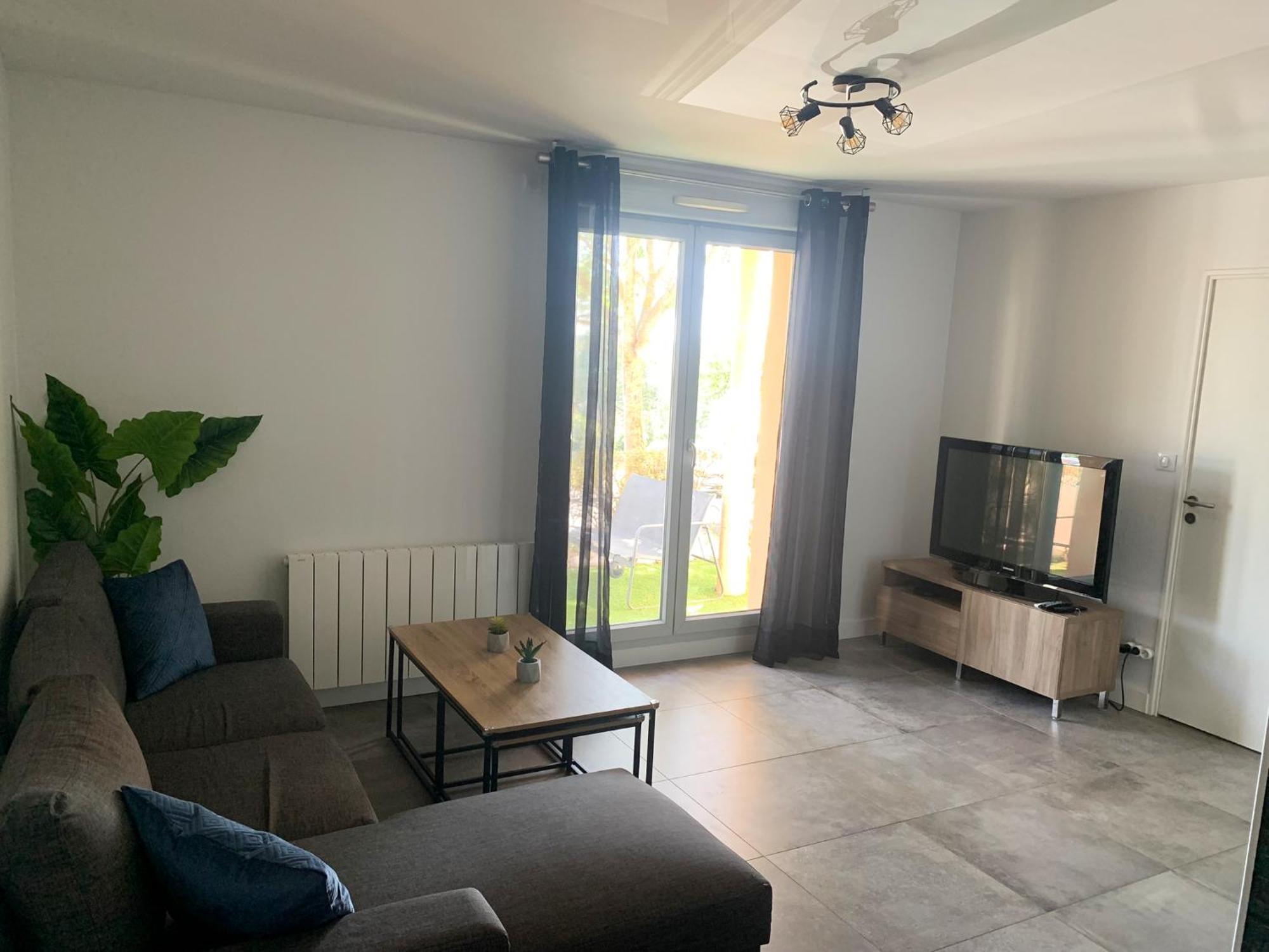 Appartement Les Hauts Du Beaujolais Limas Exteriör bild